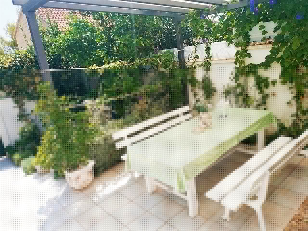 House Rak, Apartments Lac - Vis