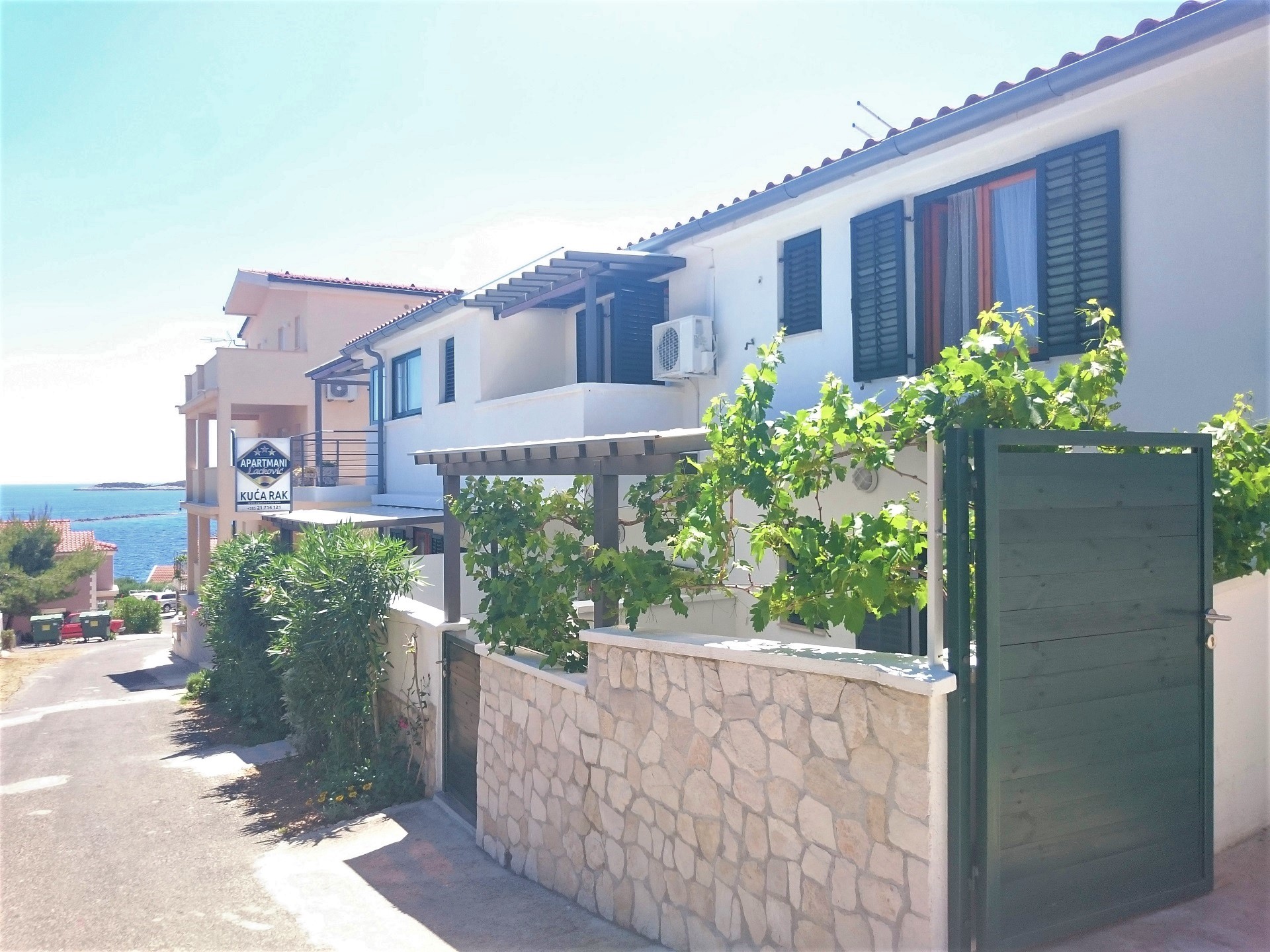 Apartment Rak 1 - House Rak, Vis