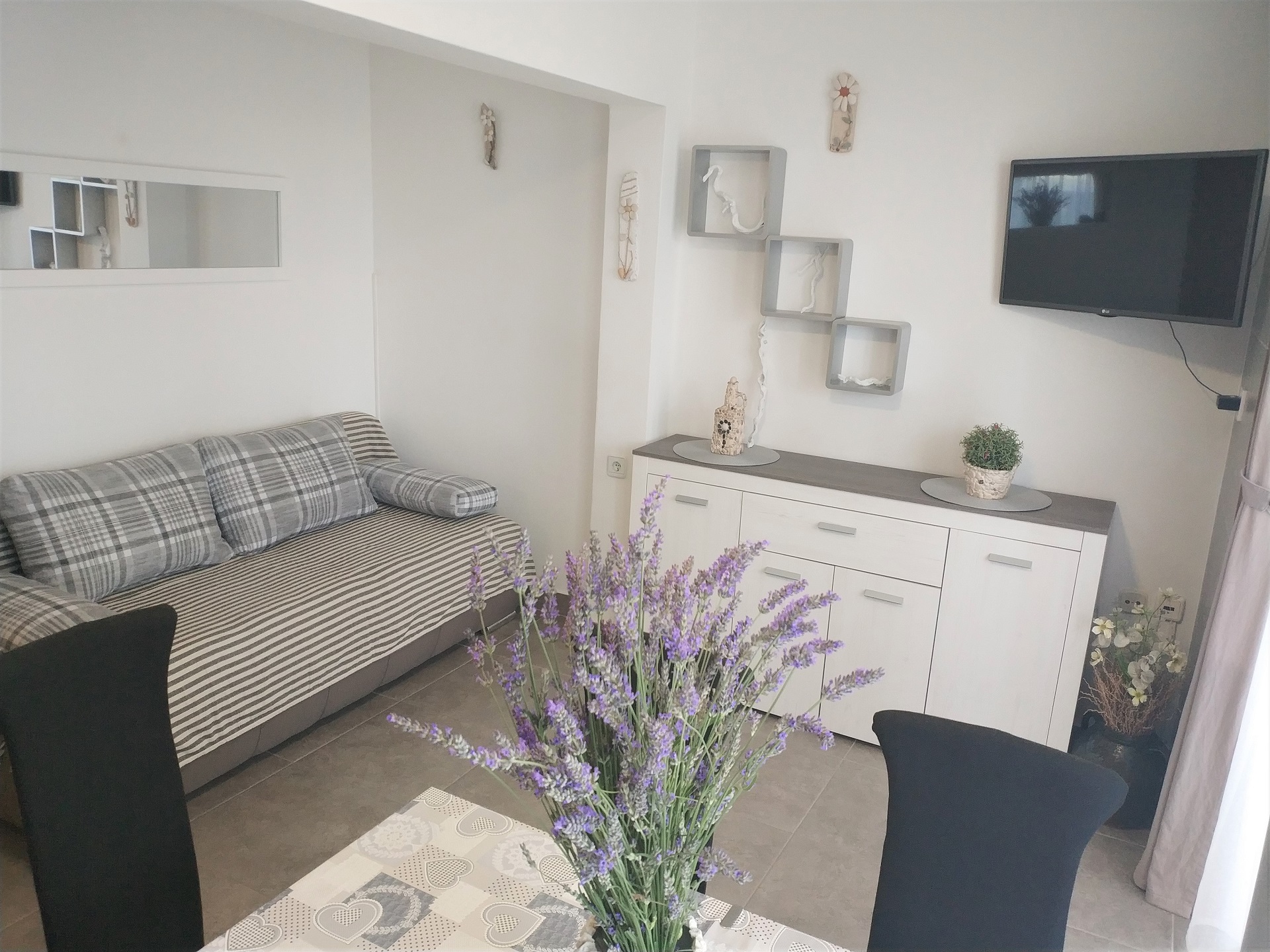 Apartment Rak 2 - House Rak, Vis